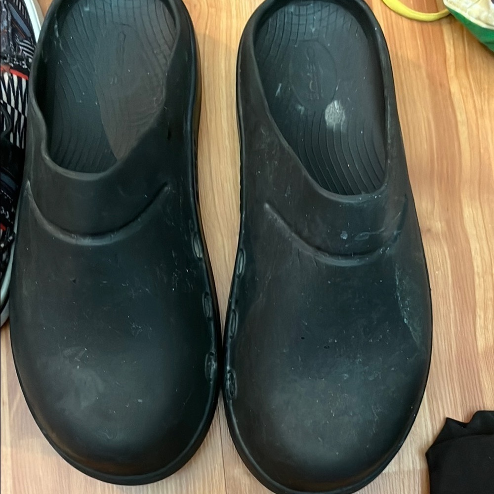 Oofos OOcloog Slip on Comfort Clog Shoe Womens Size 13 Mens Size 11